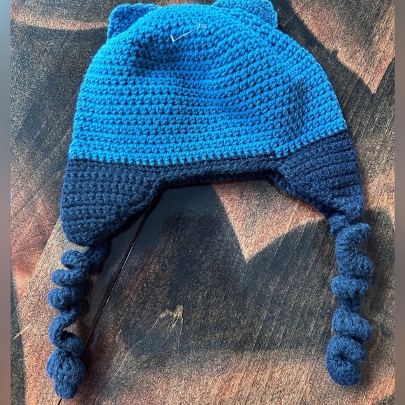 Handmade Knitted Owl Hat - Picture 4 of 8